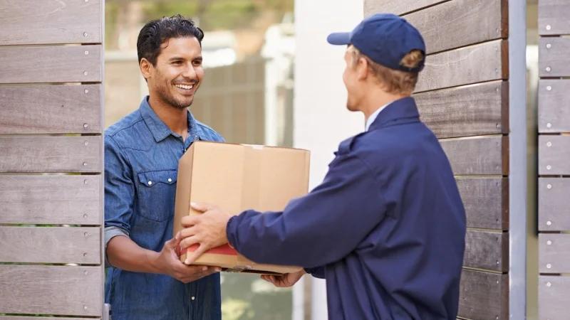 Door-to-door luggage shipping service in India